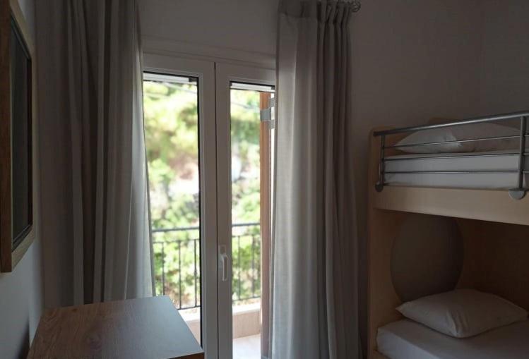 Hermes Holiday Home In The Port Of Sivota Exterior foto
